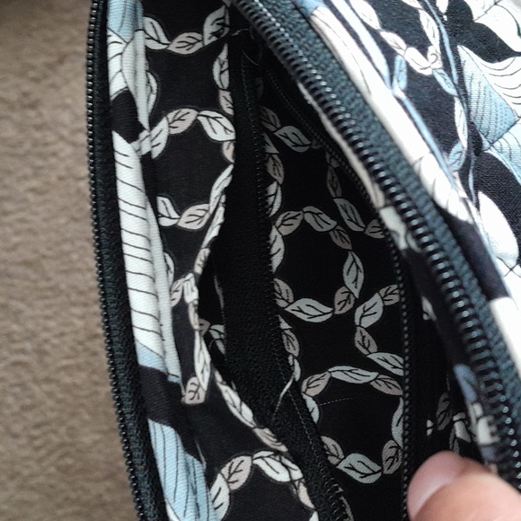 Vera bradley mini quilted wallet/bag - Picture 4 of 4